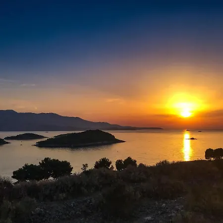 Celo Apartaments Ksamil