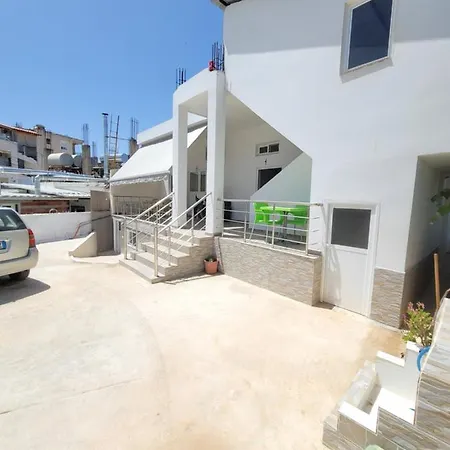 Guest house Celo Apartaments *