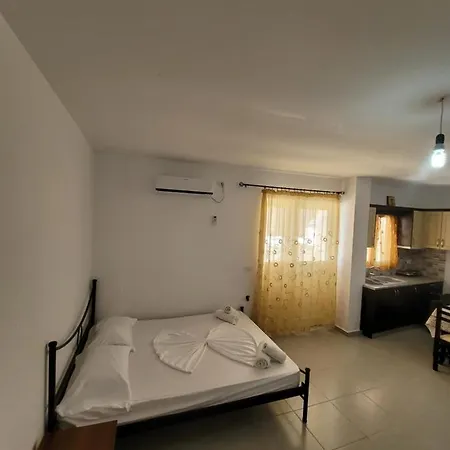 Celo Apartaments Ksamil