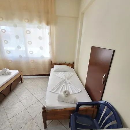 Celo Apartaments * Ksamil