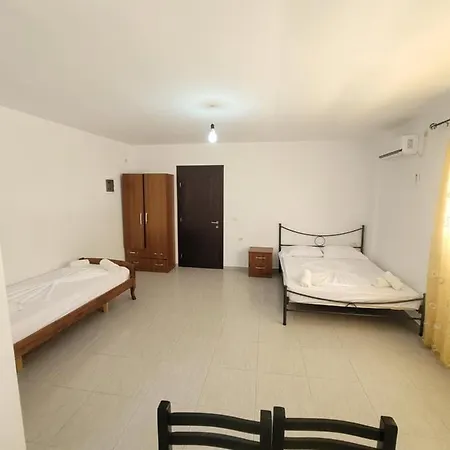 Celo Apartaments *