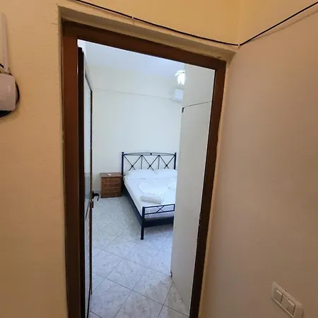 Celo Apartaments Pensión Ksamil